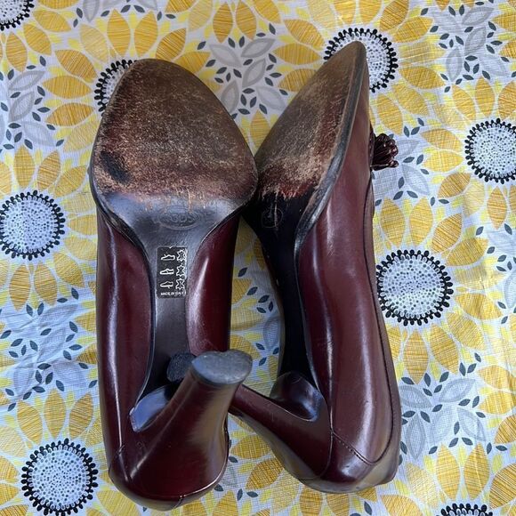 TOD’S OXBLOOD LEATHER TASSEL‎ HEEL SIZE 8 - Picture 7 of 8